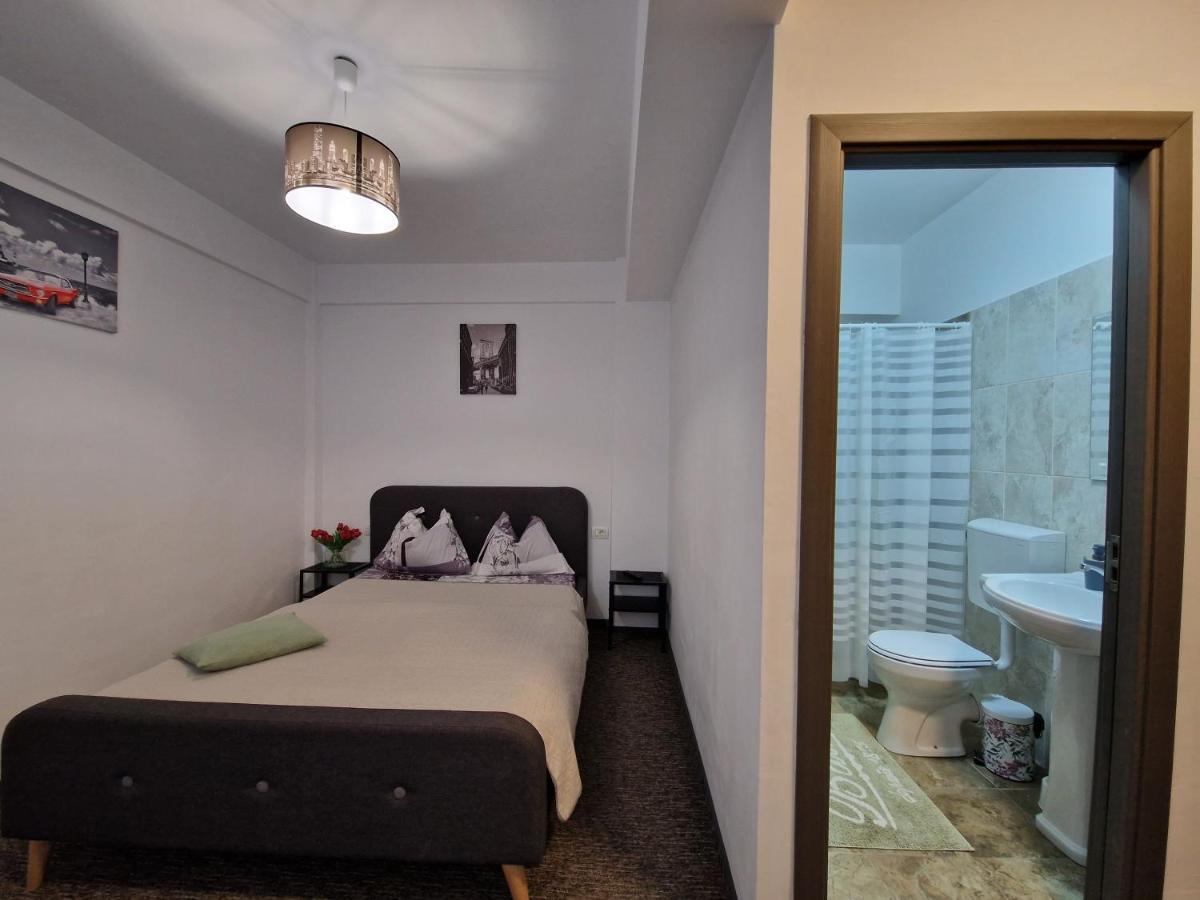 Hotel Renate House à Băile Herculane Extérieur photo